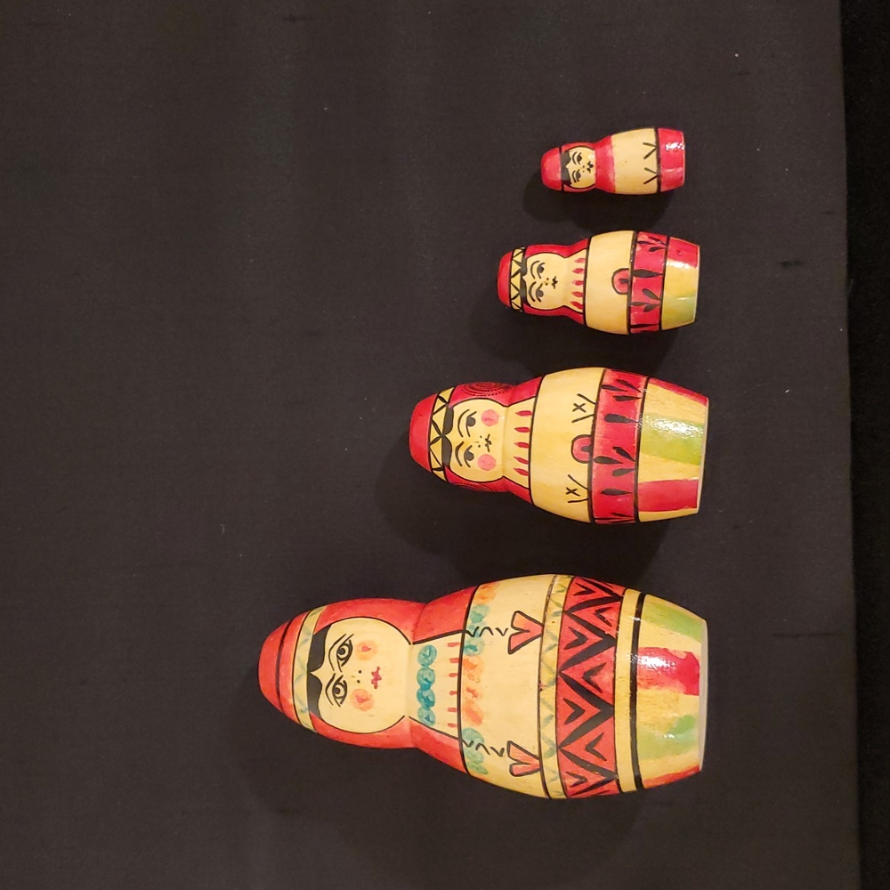 Russian Wood Nesting Dolls Set